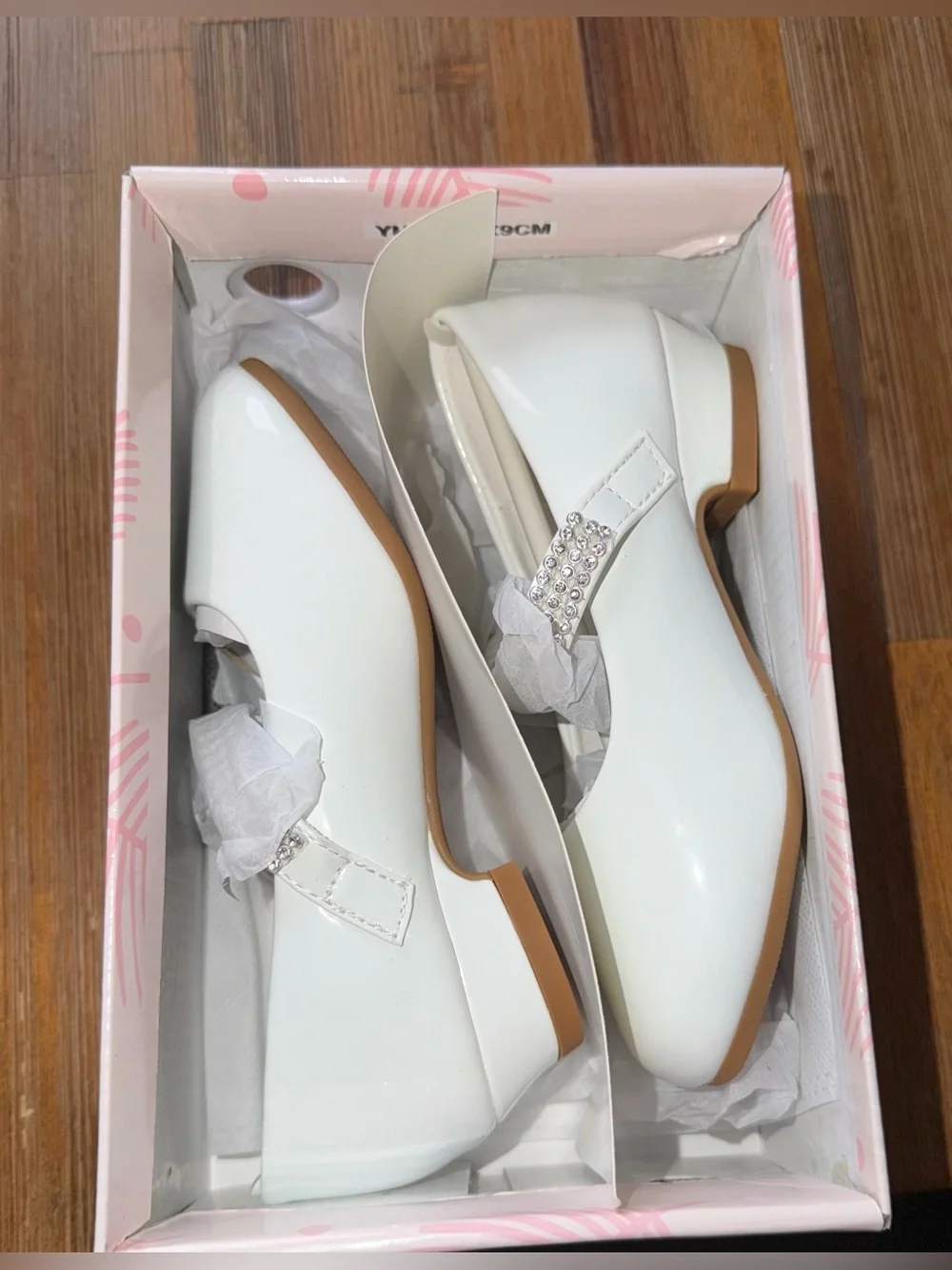 Stelle Little Girls White Shiny Sparkle Heeled Shoes